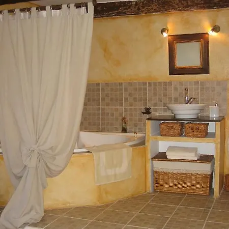 Les Planquettes فندق مبيت وإفطار